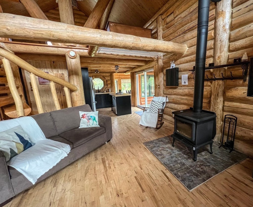 Chalet le Draveur | 175 Chem. Saint-Joseph, Mékinac, QC G0X 2C0, Canada | Phone: (819) 212-5818