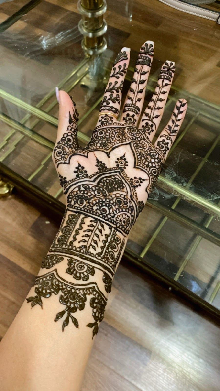 Love Henna | 10925 Monroe Dr, Delta, BC V4C 1N2, Canada | Phone: (236) 863-1995