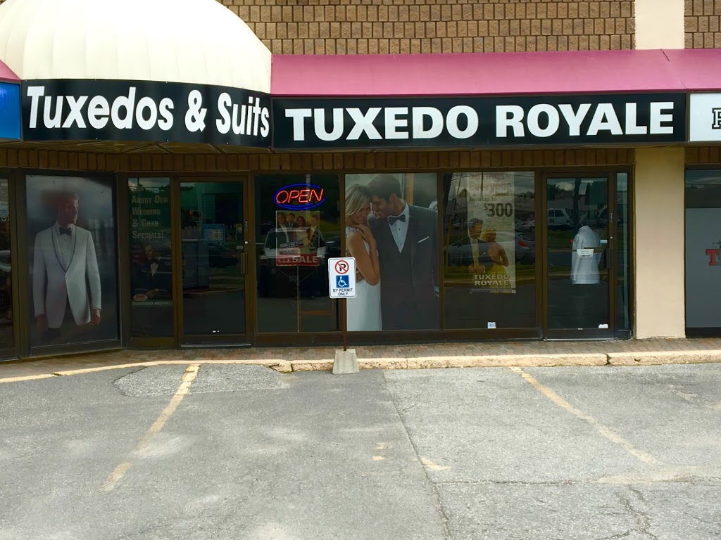 Tuxedo Royale | Signature Plaza, 17335 Yonge St, Newmarket, ON L3Y 8Z2, Canada | Phone: (905) 853-6962