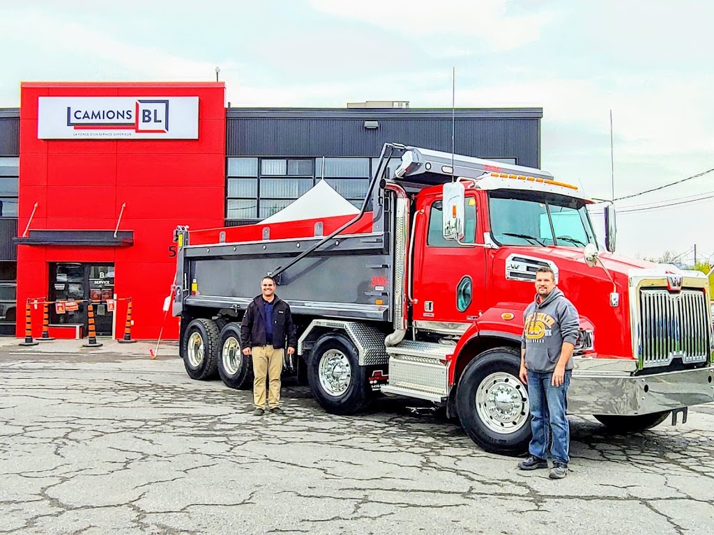 Camions B L Freightliner Sterling Western Star | 50 Rue Saint-Jude S, Granby, QC J2J 2N4, Canada | Phone: (450) 378-0413