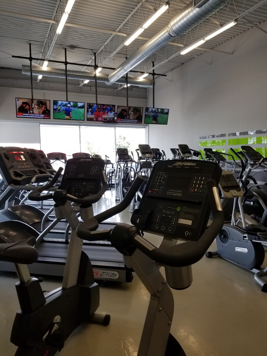 Le Zgym | 2888 Chemin de Chambly, Longueuil, QC J4L 1N1, Canada | Phone: (450) 651-3088