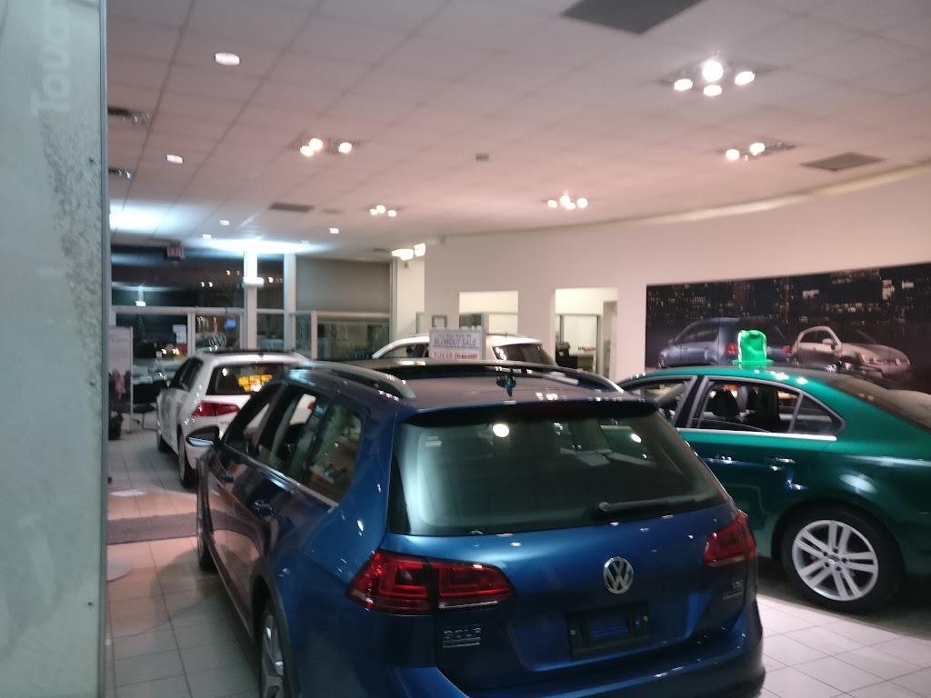 Hunt Club Volkswagen | 2655 Bank St, Gloucester, ON K1T 1N1, Canada | Phone: (613) 521-2300