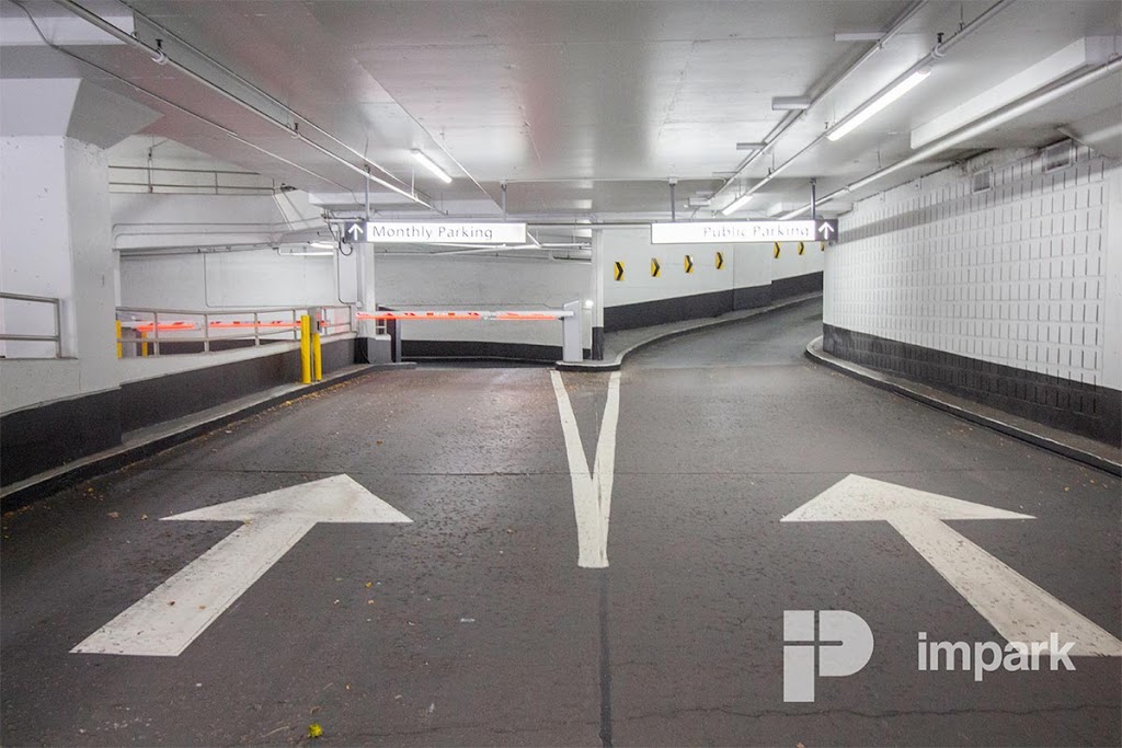 York Mills Centre Parking Garage - Lot #381 | 4025 Yonge St, North York, ON M2P 2E3, Canada | Phone: (416) 369-1801