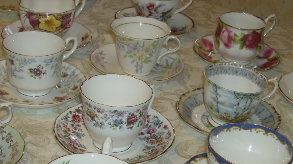 Vintage Tea Party Rentals | Loraview Ln, Aurora, ON L4G 6N6, Canada | Phone: (416) 906-3520