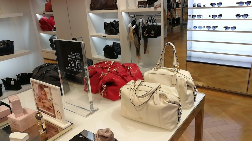 COACH Outlet | 300 Taylor Road Space #221, Niagara-on-the-Lake, ON L0S 1J0, Canada | Phone: (905) 682-5067