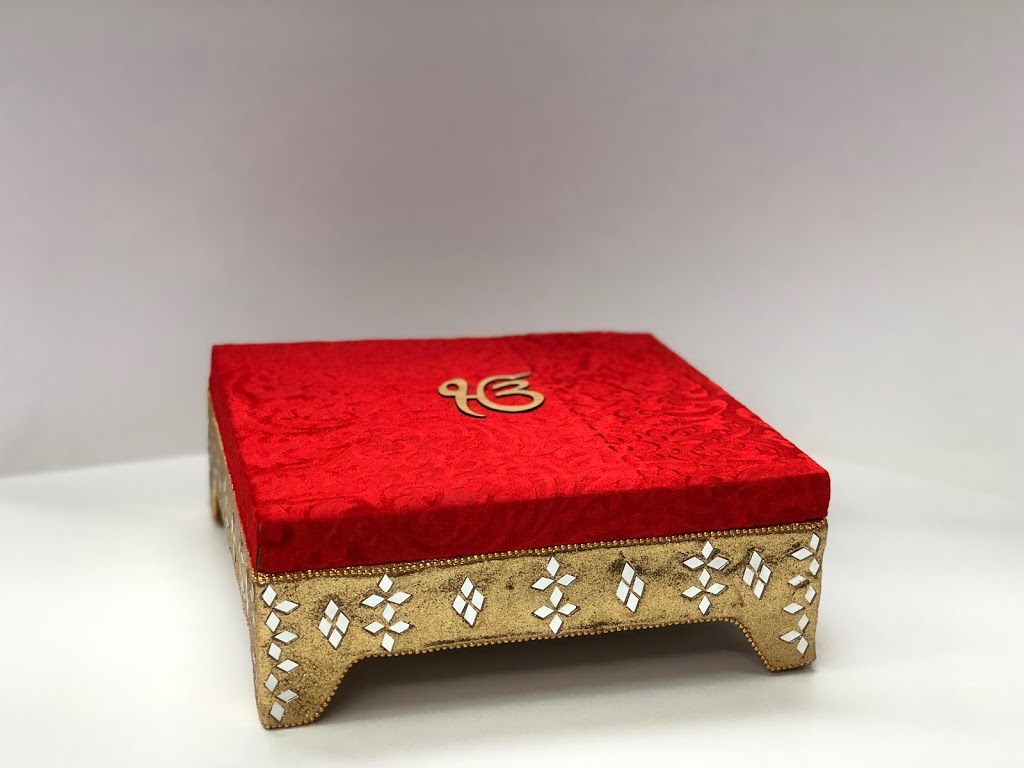 King & Queen Wedding Cards and Boxes | 7040 Torbram Rd Unit # 22, Mississauga, ON L4T 3Z4, Canada | Phone: (905) 677-8818