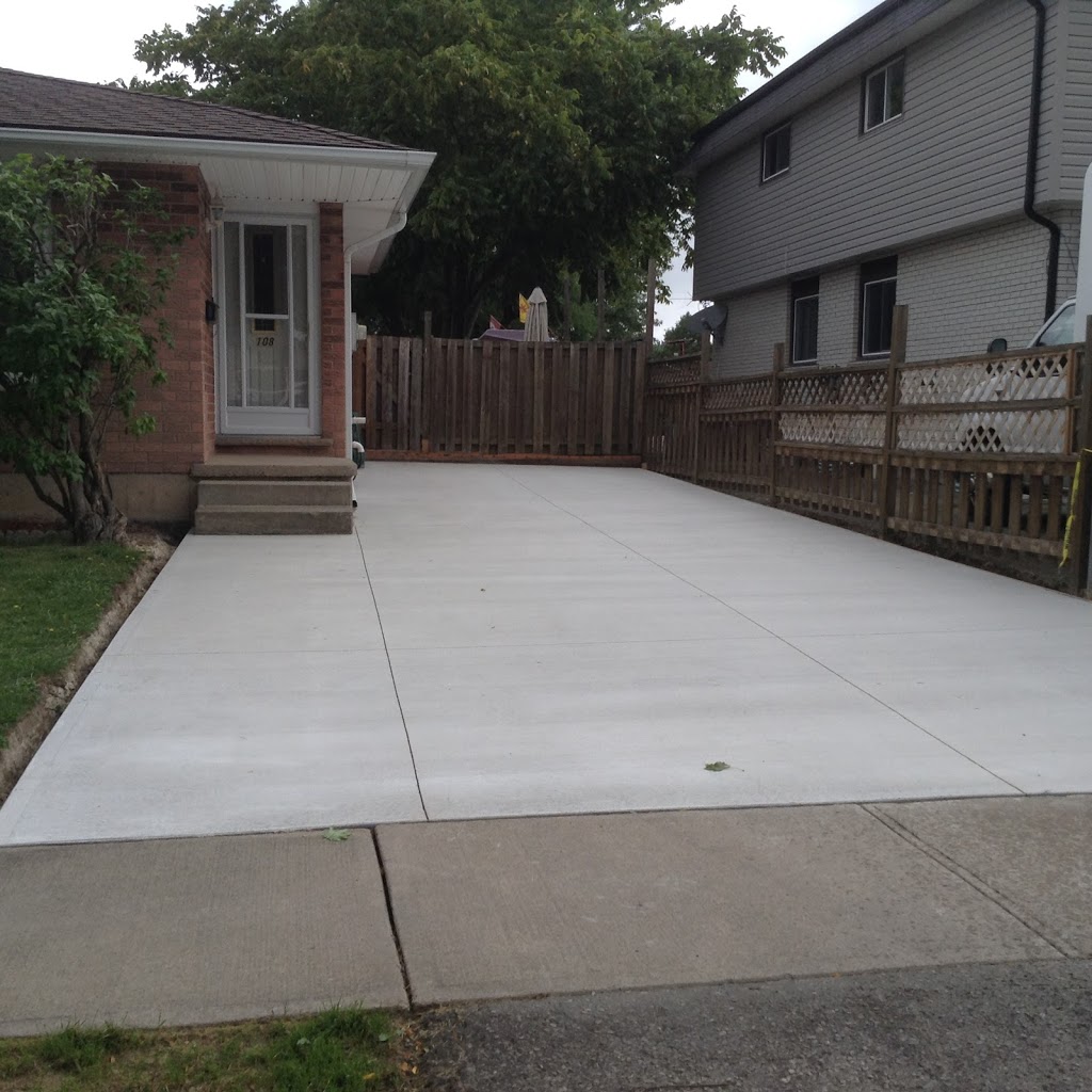 Carmen Garofalos Concrete Works Inc. | 6165 Barker St, Niagara Falls, ON L2G 1Y4, Canada | Phone: (905) 932-4435