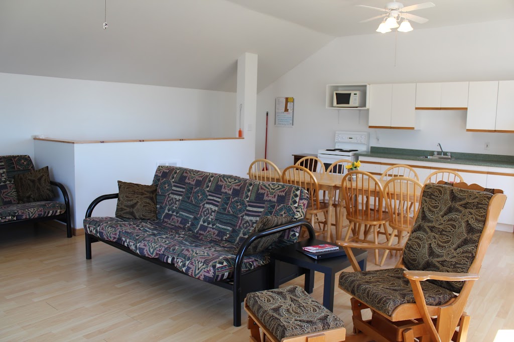 Beach Front Cottages | 191 9th St S, Sauble Beach, ON N0H 2G0, Canada | Phone: (519) 935-3457