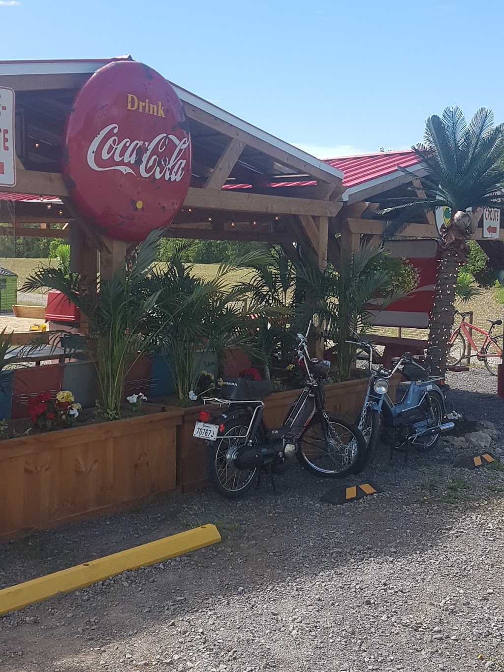 Casse-Croûte la Florida route 138 | 350 Rue Principale, Batiscan, QC G0X 1A0, Canada | Phone: (418) 362-0332