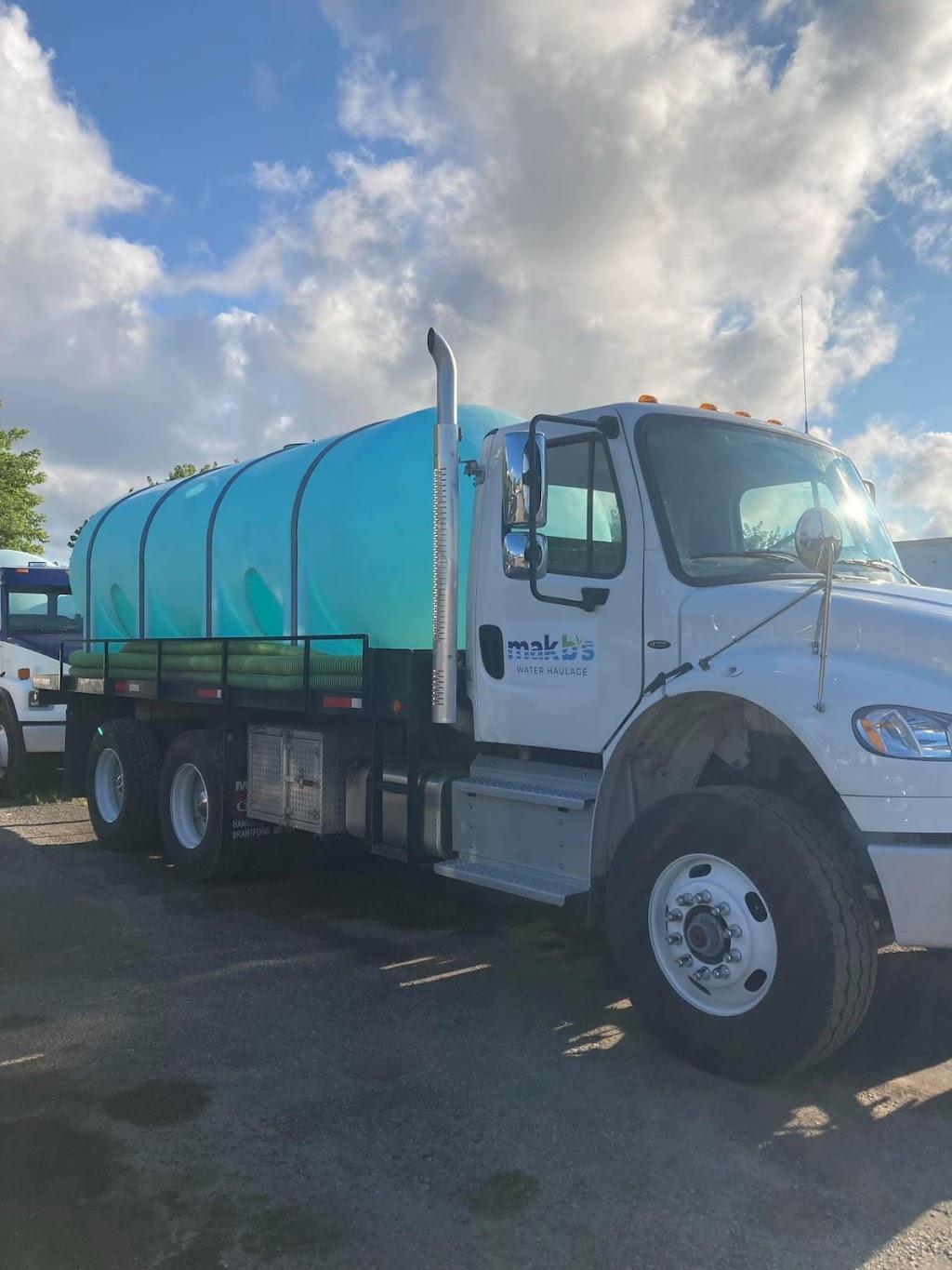 Mak Bs Bulk Water Delivery- St. Catharines | 24 Nickerson Ave, St. Catharines, ON L2N 3M4, Canada | Phone: (877) 903-6252