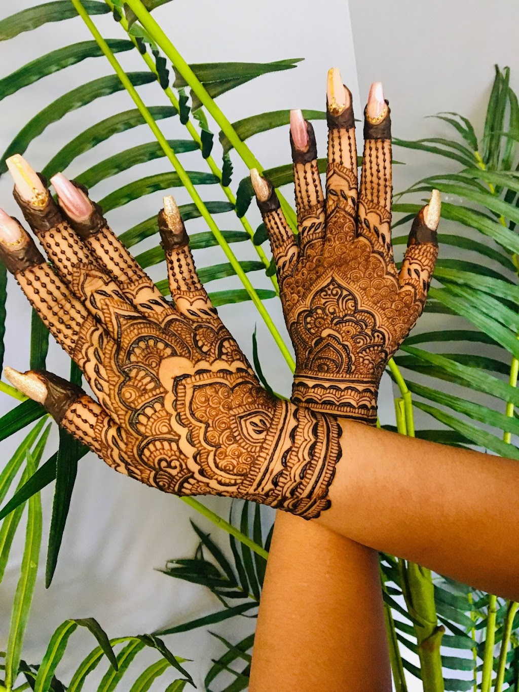 Henna at Toronto(Jyothi s Henna Art) | 4 Odessa Crescent, Whitby, ON L1R 3N9, Canada | Phone: (647) 643-8183