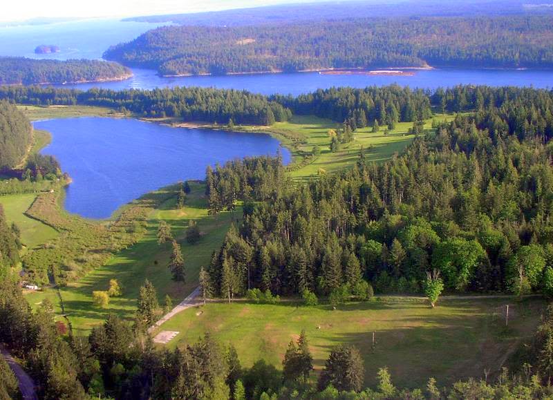 Gabriola Golf & Country Club | 825 South Rd, Gabriola, BC V0R 1X0, Canada | Phone: (250) 247-8822