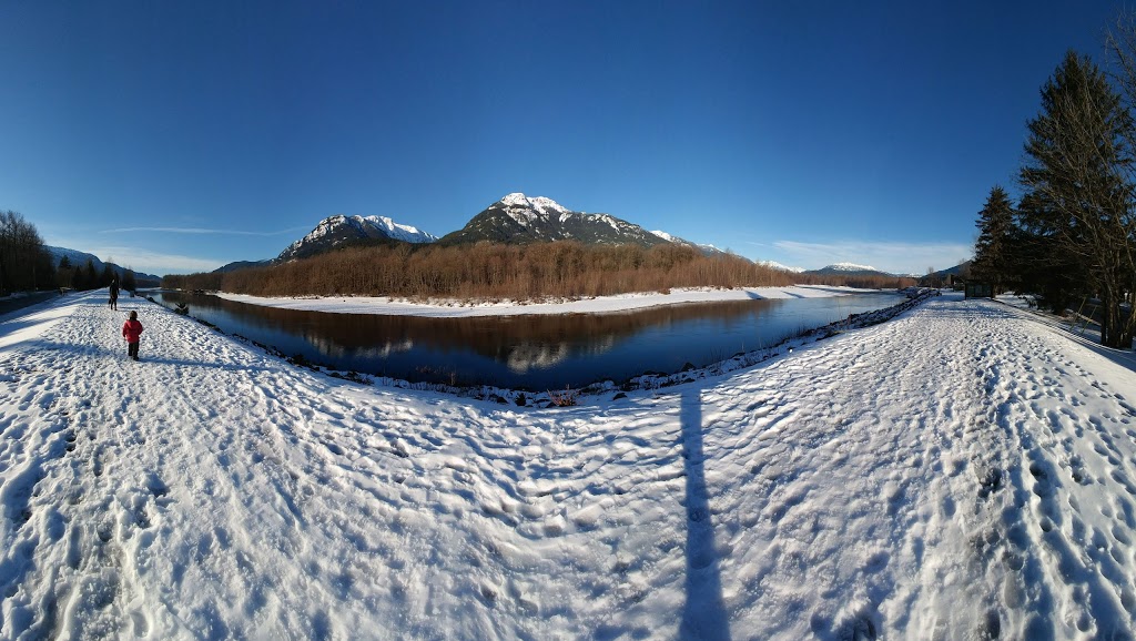 Mamquam River Trailhead | Government Rd, Squamish, BC V0N 1H0, Canada