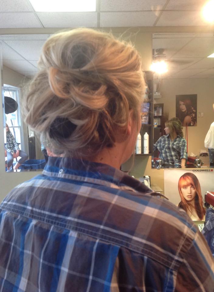 Village 272 Salon | 272 Wellington Main St, Wellington, ON K0K 3L0, Canada | Phone: (613) 399-5434