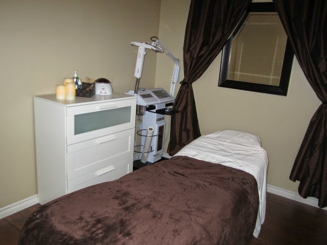 W Wellness Day Spa | 7 Commerce Rd, Angus, ON L0M 1B2, Canada | Phone: (705) 424-0440