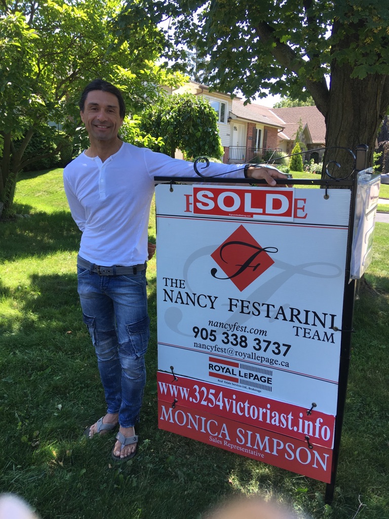 The Nancy Festarini Team | 251 North Service Rd W, Oakville, ON L6M 3E7, Canada | Phone: (416) 919-8521