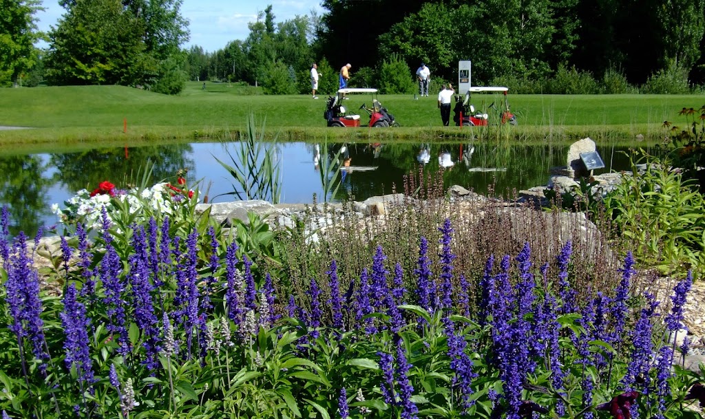 Club de Golf de la Vallée Des Forts | 1145 Chem. du Petit-Bernier, Saint-Jean-sur-Richelieu, QC J3B 6Y8, Canada | Phone: (450) 346-6090