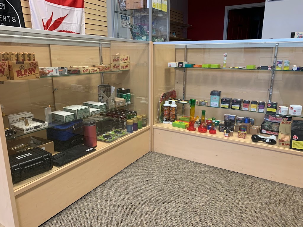 Highway 560 Cannabis Inc. | 724 Centre St #5, Langdon, AB T0J 1X1, Canada | Phone: (403) 954-9333