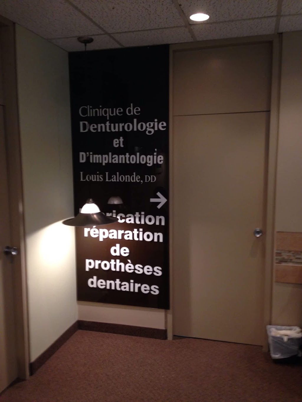 Clinique de denturologie Louis Lalonde | 4949 Rue de Charleroi #303, Montréal-Nord, QC H1G 6L6, Canada | Phone: (514) 326-4243
