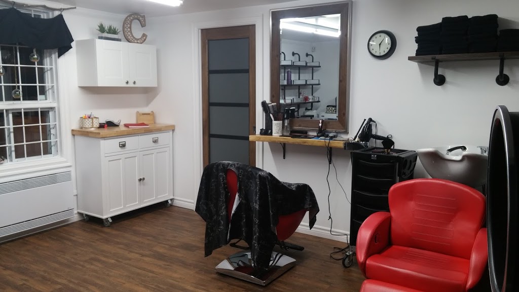 Caroline Coiffure | 1330 Boulevard Saint Laurent E, Louiseville, QC J5V 2L4, Canada | Phone: (819) 995-5732