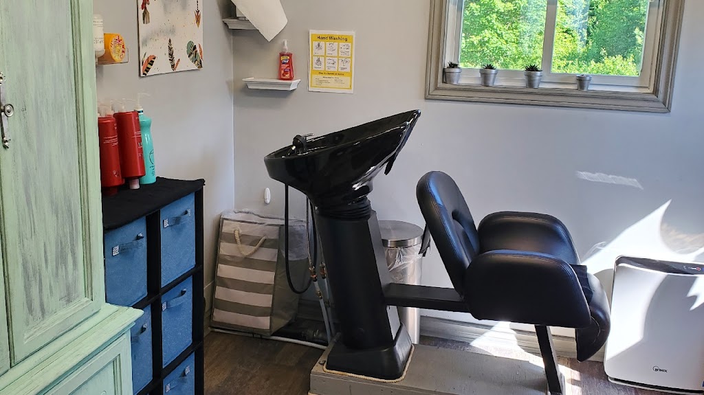 Limitless Hair Studio | 1714 Hwy 518 West, Sprucedale, ON P0A 1Y0, Canada | Phone: (705) 783-6168