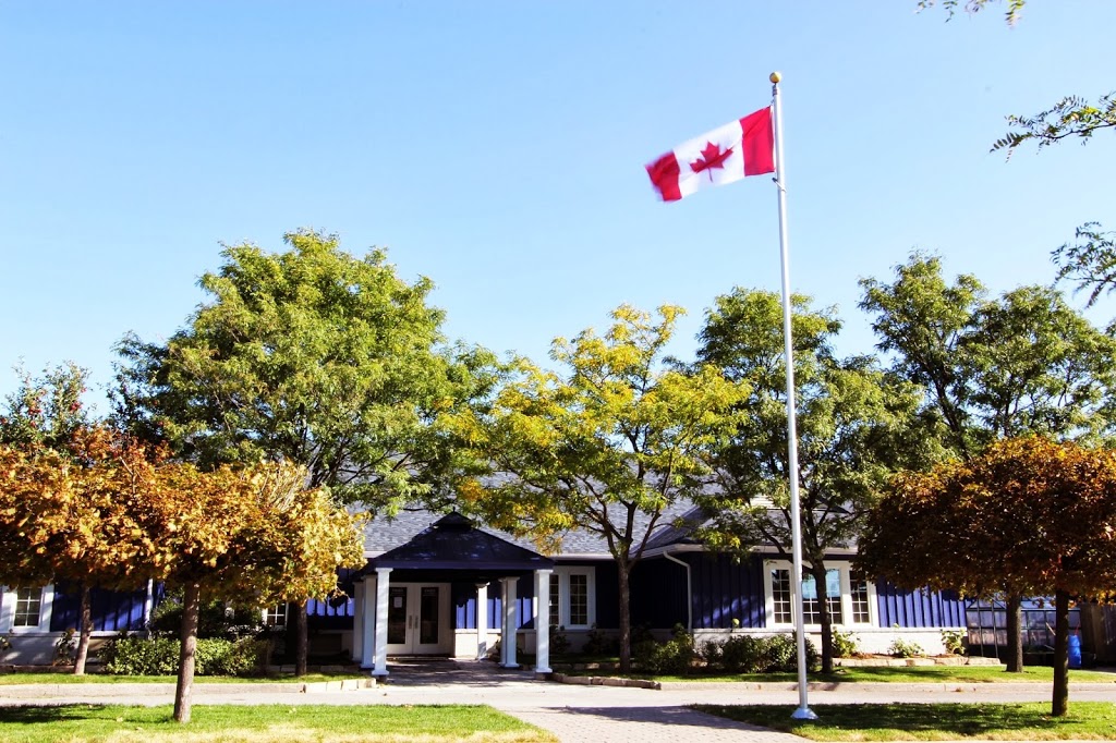 Country Garden Montessori Academy | 601 Newpark Blvd, Newmarket, ON L3X 2S2, Canada | Phone: (905) 898-6257