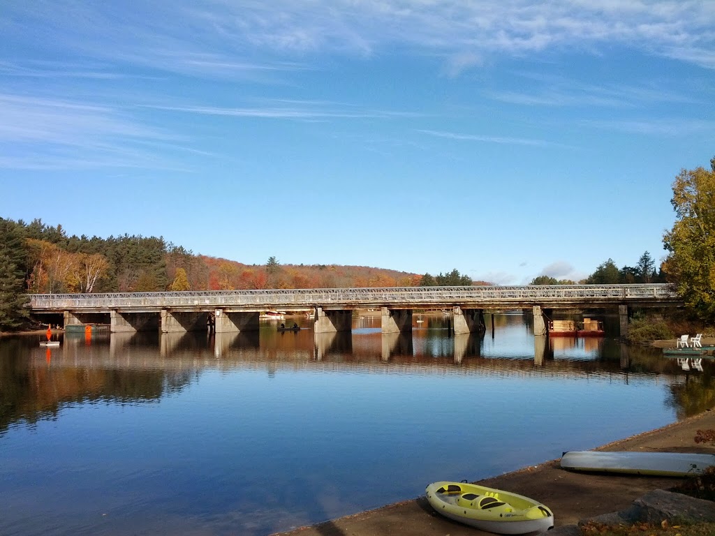 Algonquin Lakeside Resort | 4382 Highway #60, Dwight, ON P0A 1H0, Canada | Phone: (705) 704-9778