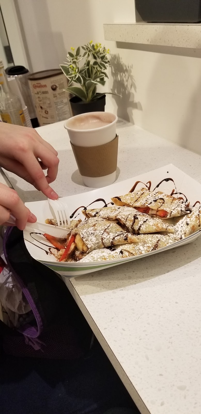 LUNA Crepes | 100 Bayshore Dr, Nepean, ON K2B 8C1, Canada | Phone: (613) 829-9676