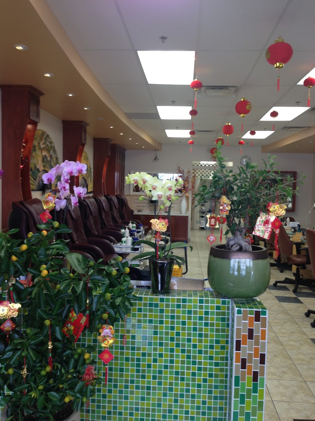 Yen Nails - Waxing & Nail Salon Near Aurora ON | 130 Hollidge Blvd, Aurora, ON L4G 8A3, Canada | Phone: (905) 727-6030