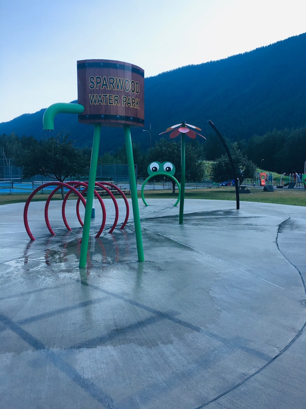 Sparwood Water Spray Park | Red Cedar Crescent, Sparwood, BC V0B 2G0, Canada | Phone: (250) 425-0552