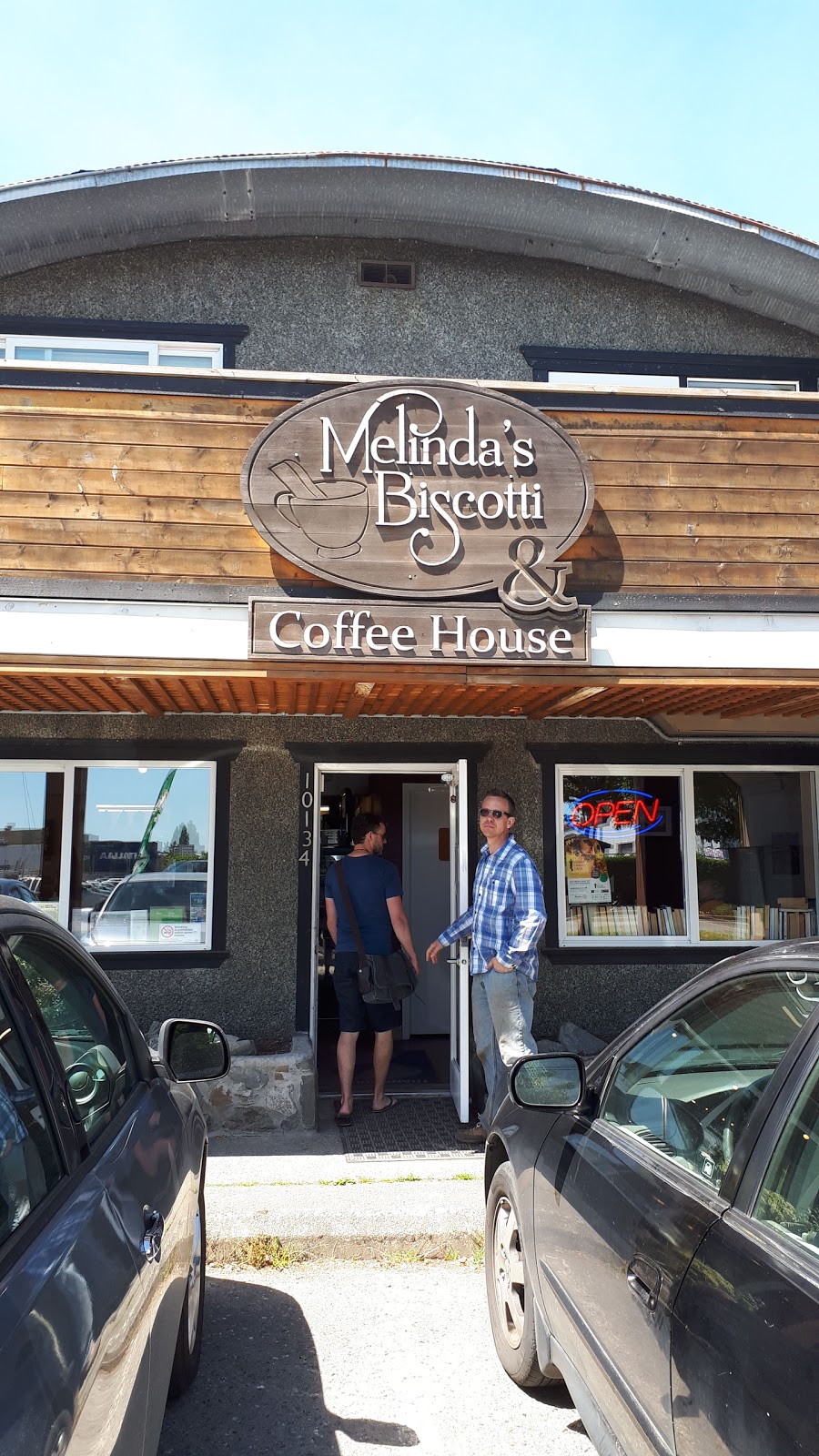 Melindas Biscotti & Coffee House | 10134 McDonald Park Rd #101, North Saanich, BC V8L 5X8, Canada | Phone: (250) 896-1964