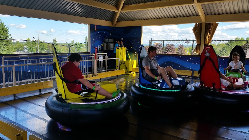 Magic Mountain SplashZone | 150 Magic Mountain Rd, Moncton, NB E1G 4V7, Canada | Phone: (506) 857-9283