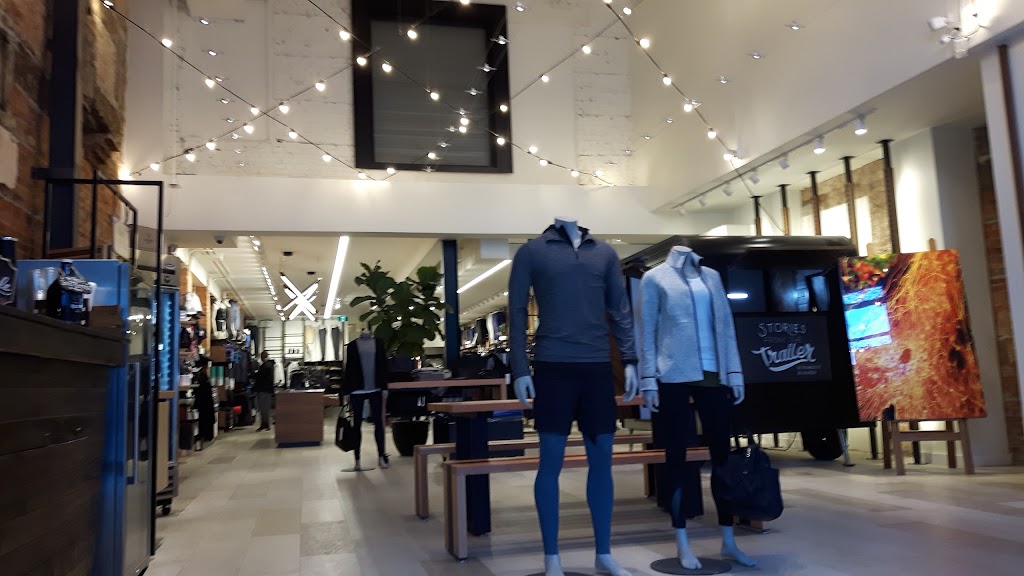 lululemon | 318 Queen St W, Toronto, ON M5V 2A5, Canada | Phone: (226) 779-7415