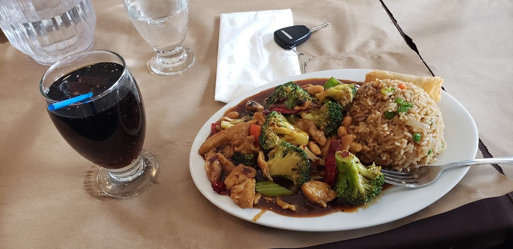 Asian Wok n Roll | 6905 Millcreek Dr #13, Mississauga, ON L5N 6A3, Canada | Phone: (905) 567-0088