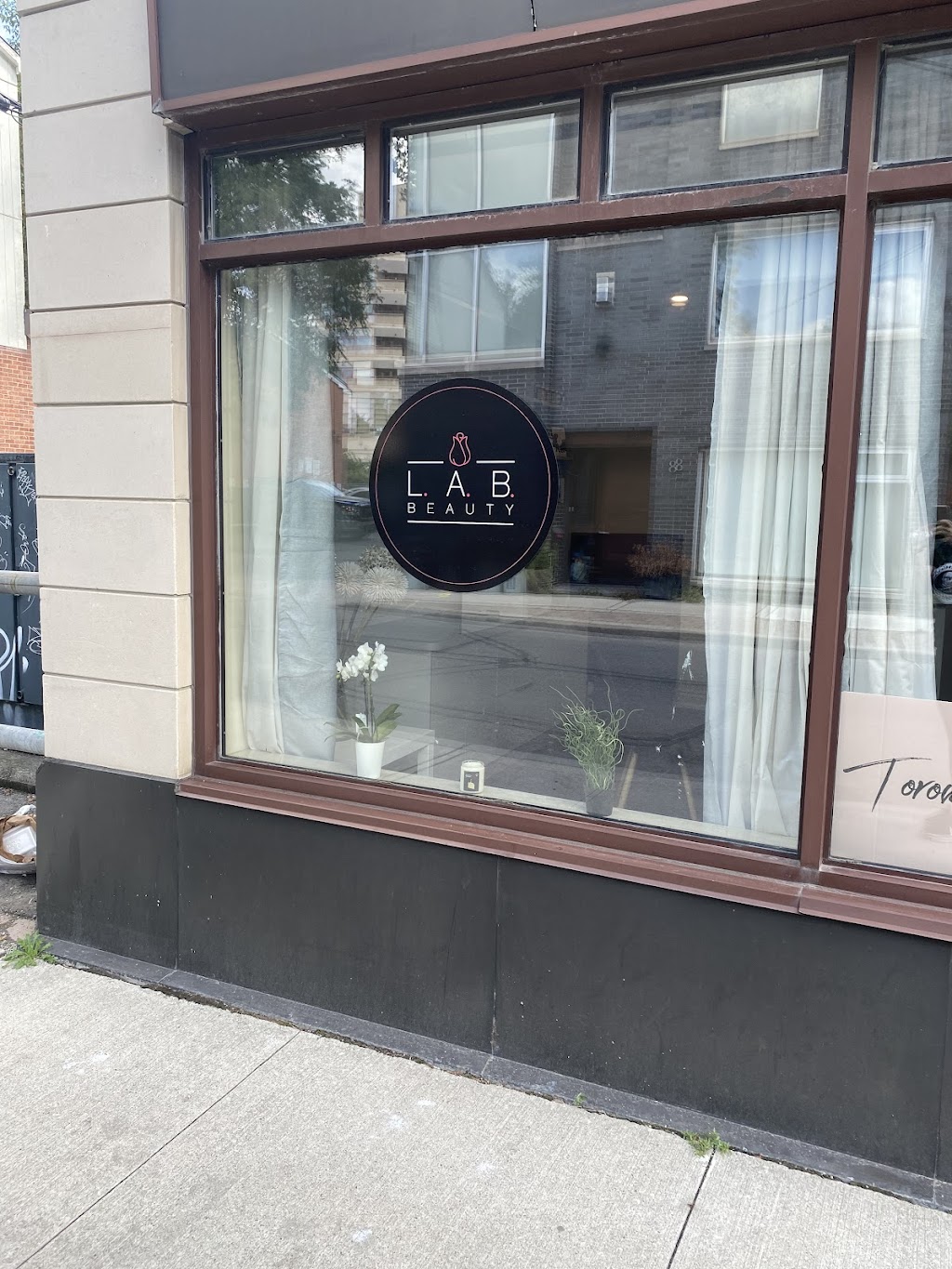 L.A.B. Beauty | 388 Queen St E Unit 5, Toronto, ON M5A 1T3, Canada | Phone: (647) 407-0560