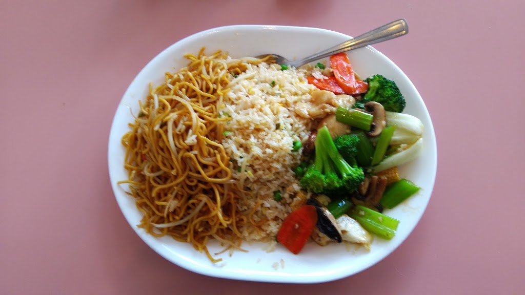 Zhous Chinese Restaurant | 1930 Como Lake Ave, Coquitlam, BC V3J 3P8, Canada | Phone: (604) 936-9958