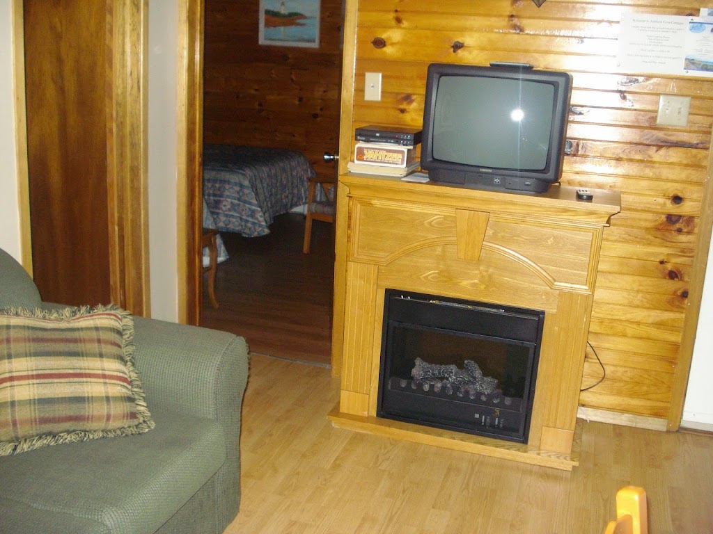 Shoreline Cottages | 96 Wallys Ln, Borden-Carleton, PE C0B 1X0, Canada | Phone: (888) 437-2358