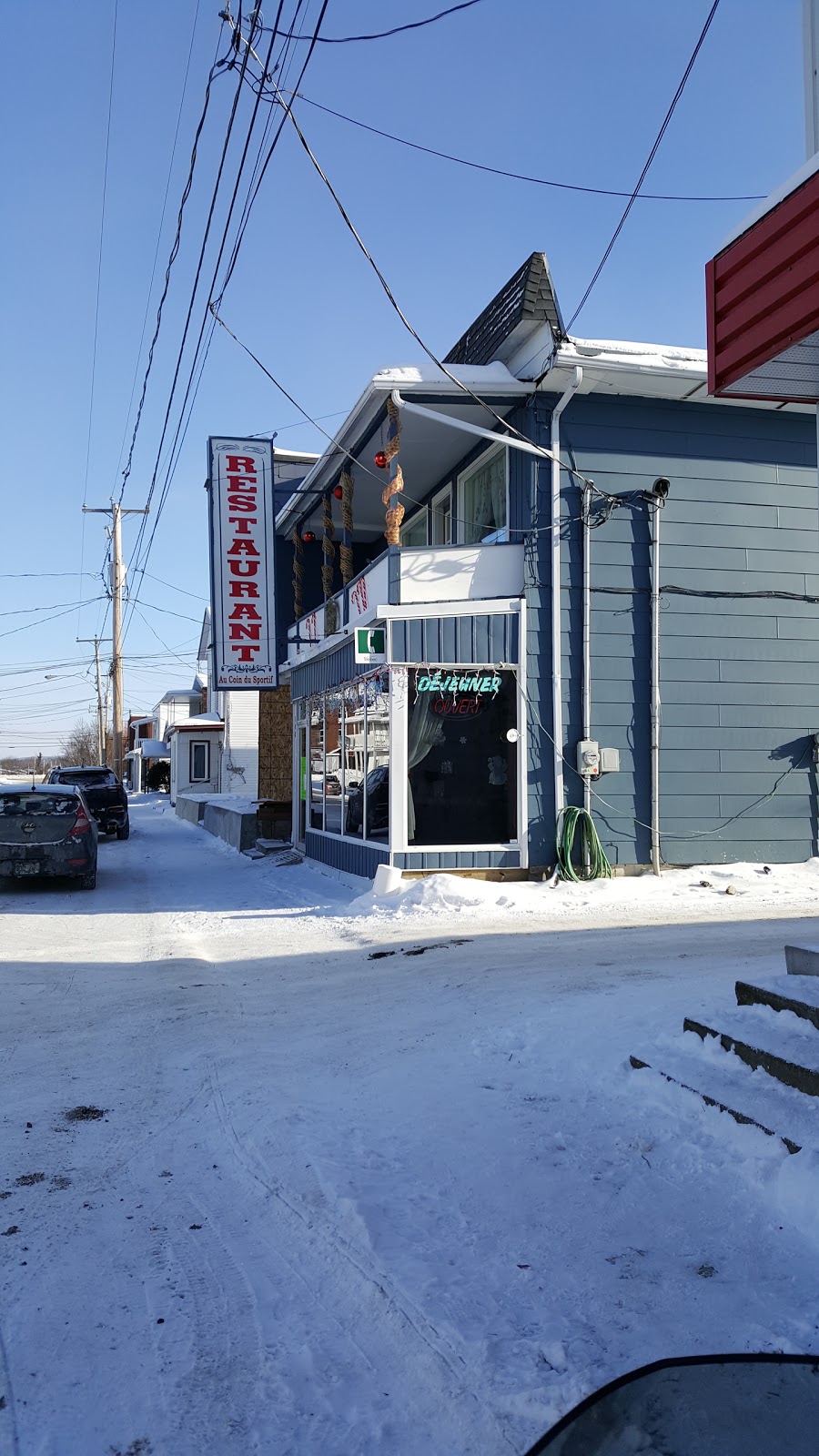 Au Coin Du Sportif | 13e Rue, Antoine-Labelle, QC J0W 1C0, Canada | Phone: (819) 587-3133