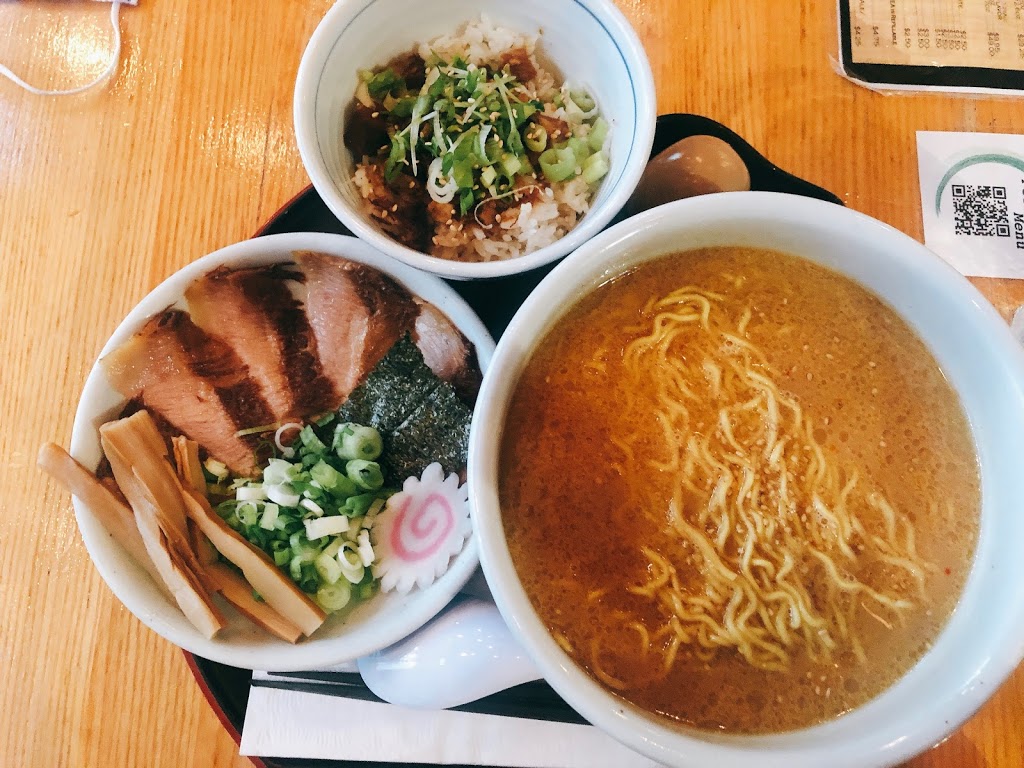 Hokkaido Ramen Santouka | 91 Dundas St E, Toronto, ON M5B 1E1, Canada | Phone: (647) 748-1717