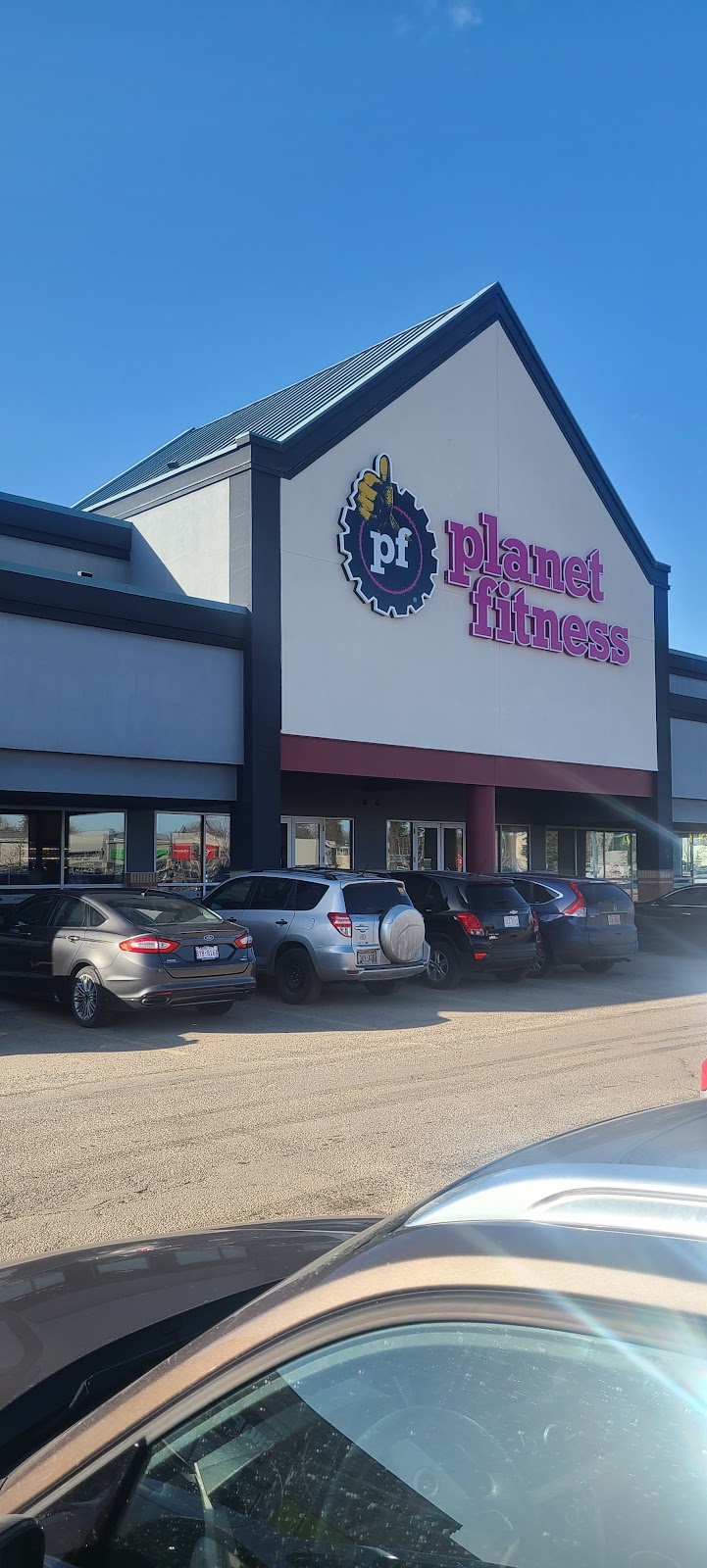 Planet Fitness | Mayfield Common Northwest, Edmonton, AB T5P 4B3, Canada | Phone: (780) 809-1373