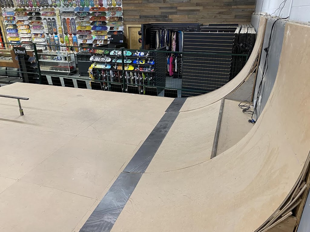 One Love Skateboard Shop & Indoor Skatepark | 10681 King George Blvd, Surrey, BC V3T 2X6, Canada | Phone: (604) 498-3892