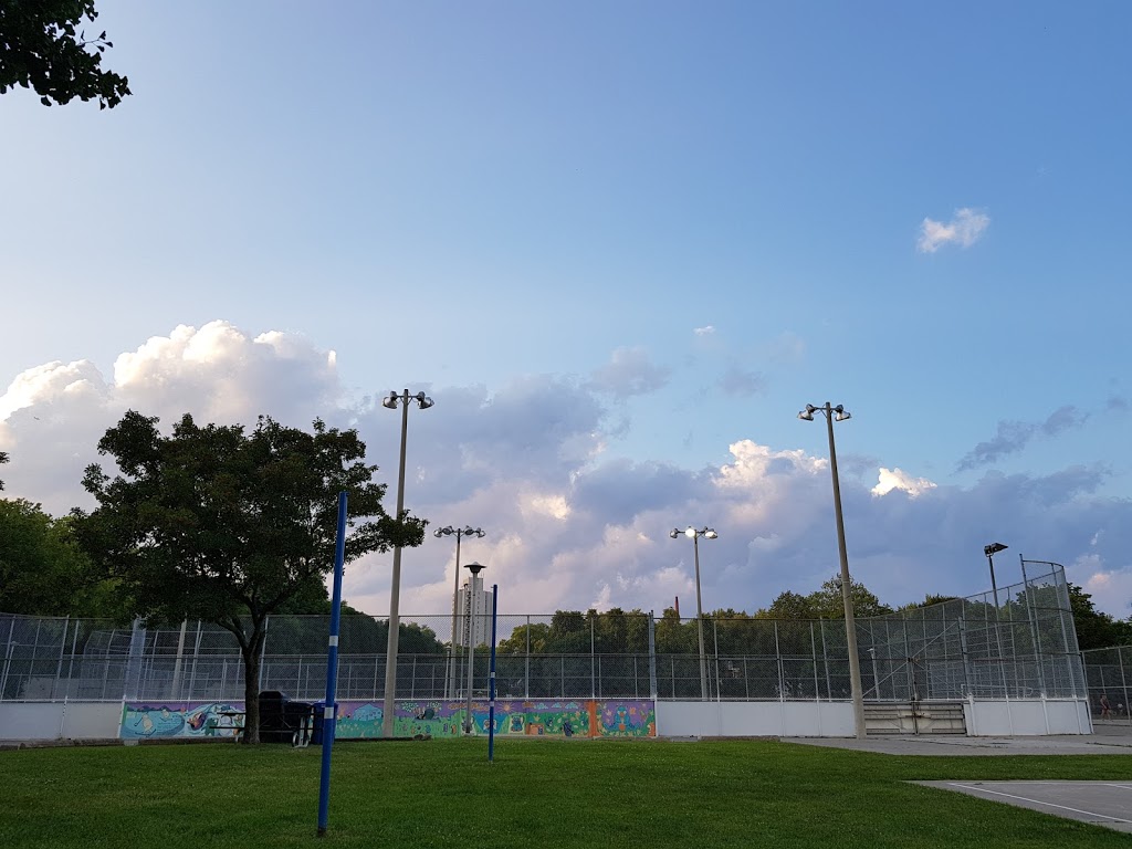 Jimmie Simpson Park | 872 Queen St E, Toronto, ON M4M 1H9, Canada | Phone: (416) 392-2489