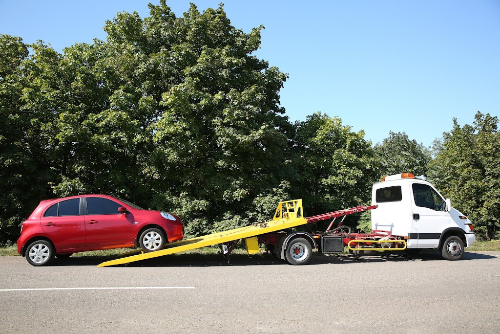 Jays Towing Service Inc | 7219 140 Ave NW, Edmonton, AB T5C 2M6, Canada | Phone: (780) 478-0394