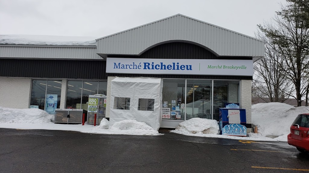 Marché Richelieu - Breakeyville | 3448 Avenue Saint-Augustin, Lévis, QC G6Z 8G5, Canada | Phone: (418) 832-4424