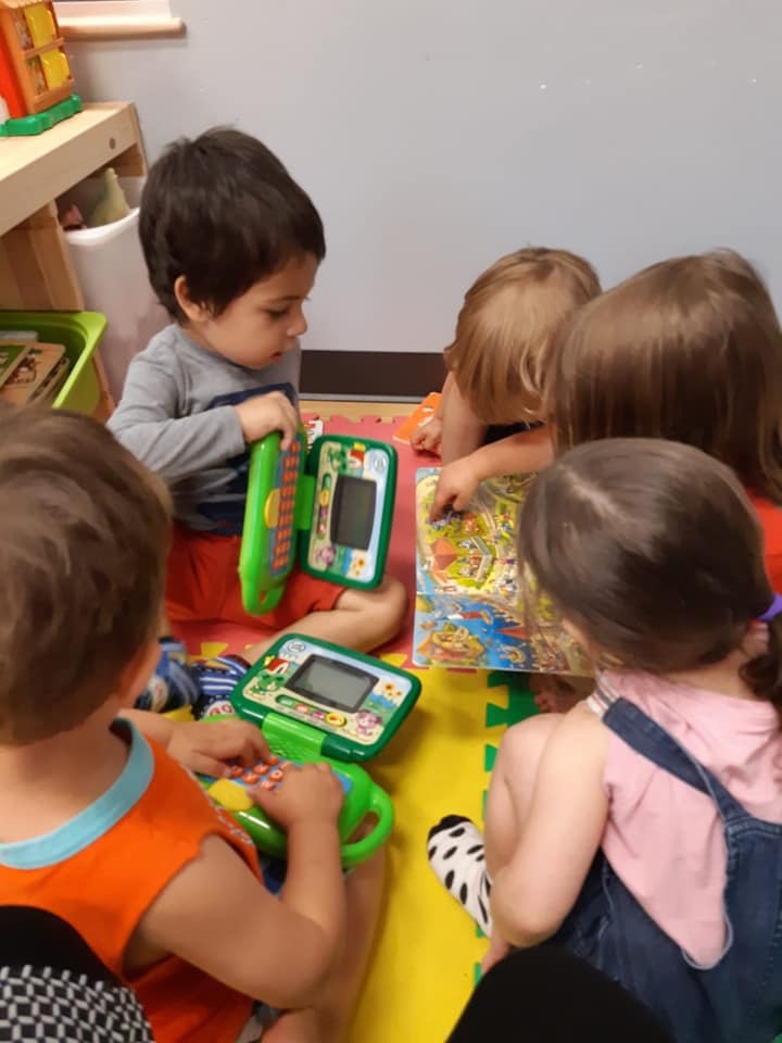 Cubes And Small Pois/Cepp Daycare | 437 Rue Cherrier, LÎle-Bizard, QC H9C 1L2, Canada | Phone: (514) 675-6200