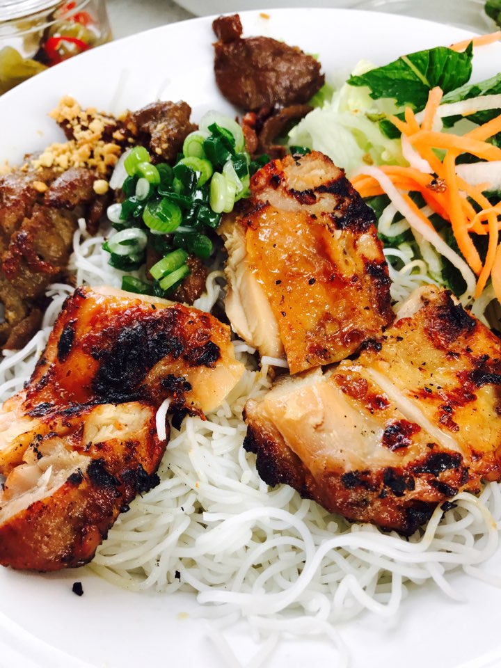 Pho Mi 66 | 85 Resolution Dr, Brampton, ON L6W 0A6, Canada | Phone: (905) 456-9909