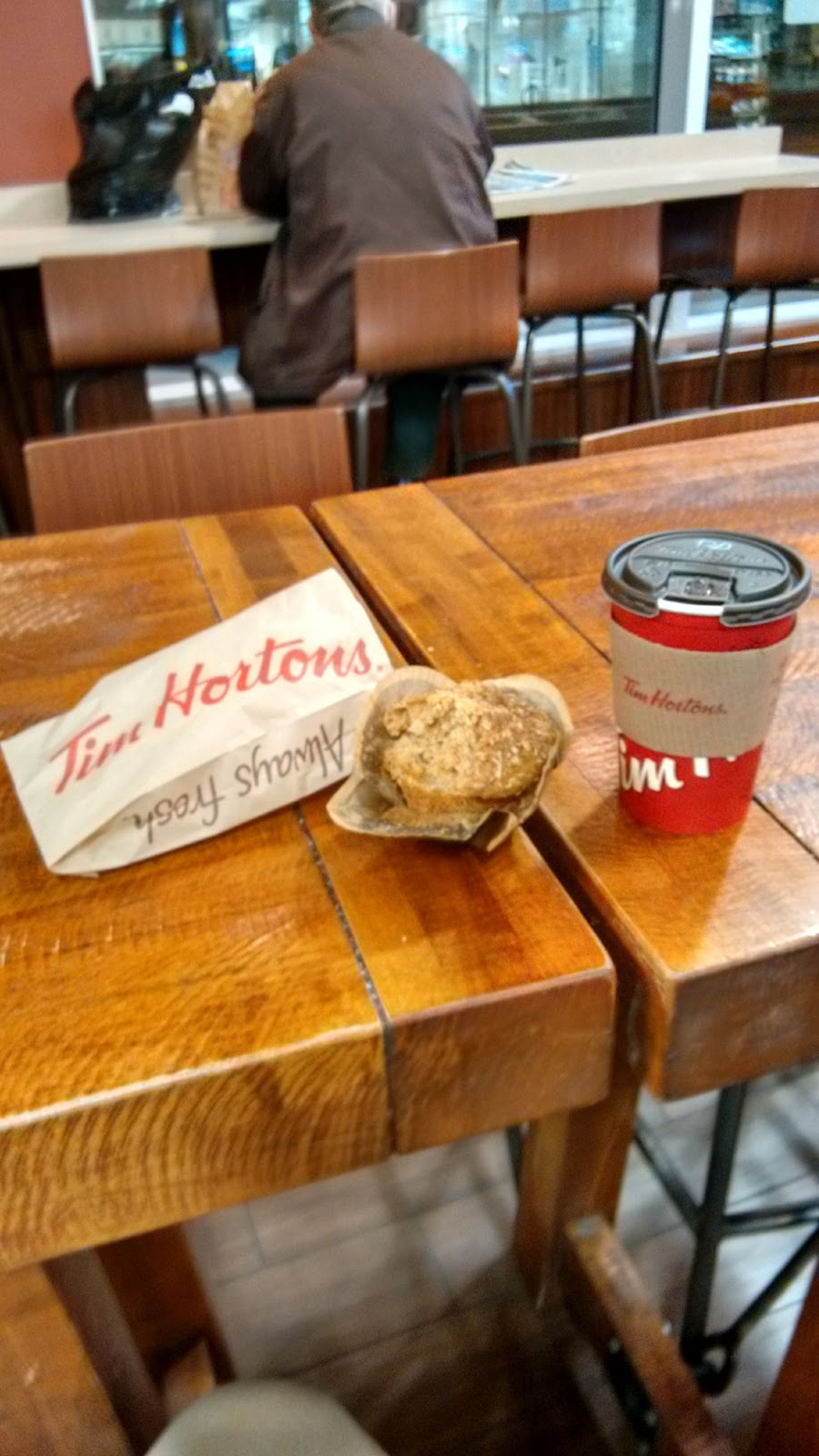 Tim Hortons | 1033 Queen St W, Toronto, ON M6J 0A6, Canada | Phone: (416) 534-7093