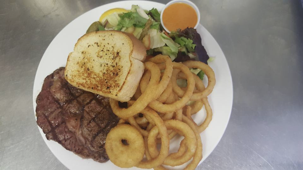 Sports Page Bar & Grill | 408 Centennial Dr S, Martensville, SK S0K 2T0, Canada | Phone: (306) 975-0360