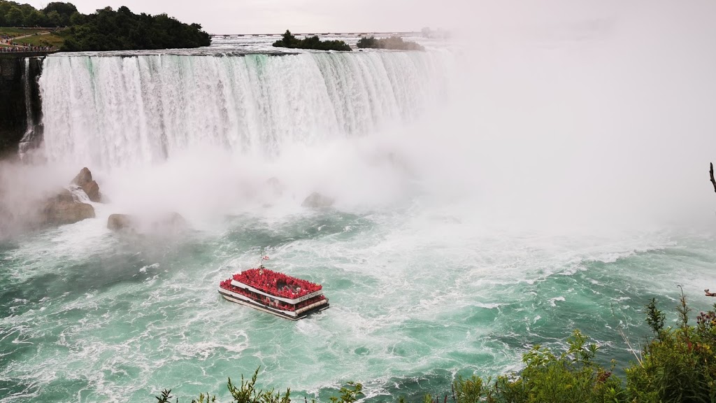 Canada Limo & Niagara Falls Tour | 777 Jane St Suite 106, Toronto, ON M6N 4B6, Canada | Phone: (647) 285-3515