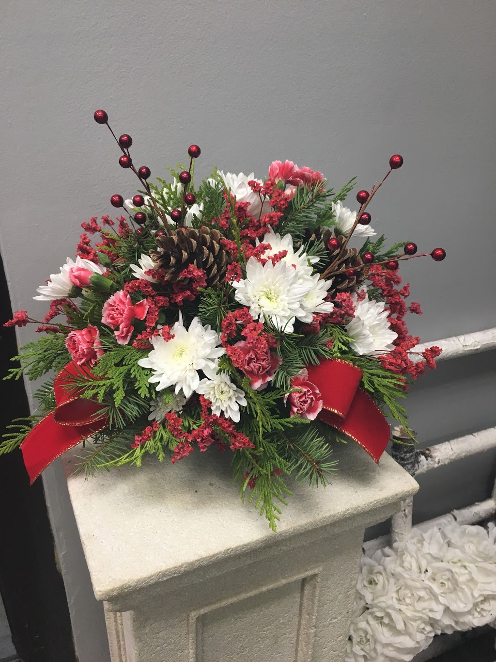 Myra Rose Florist | H-1631 St Marys Rd, Winnipeg, MB R2N 1Z4, Canada | Phone: (204) 257-7673